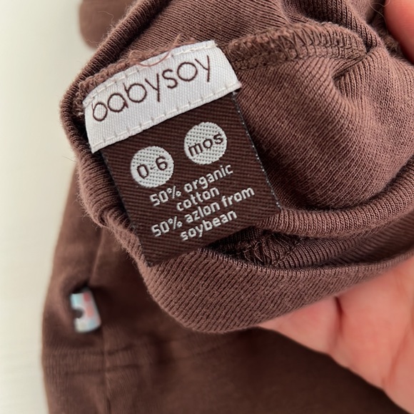 Two Baby Soy hats - Picture 2 of 2